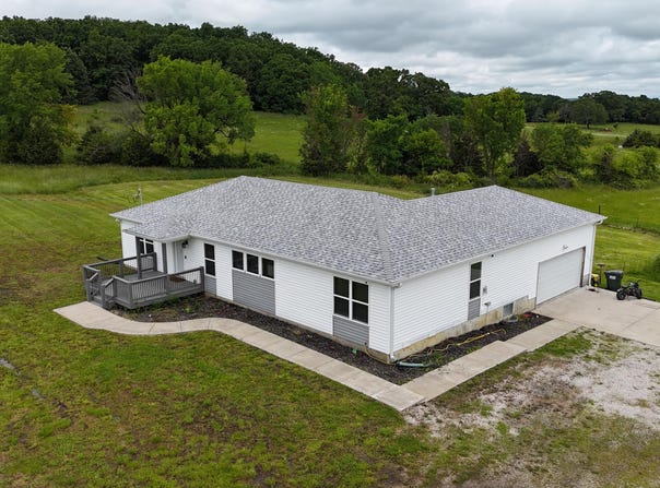 1000 W Miller Street, Pleasant Hope, MO 65725