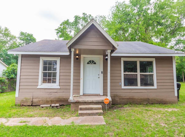 808 Owings St, Longview, TX 75602