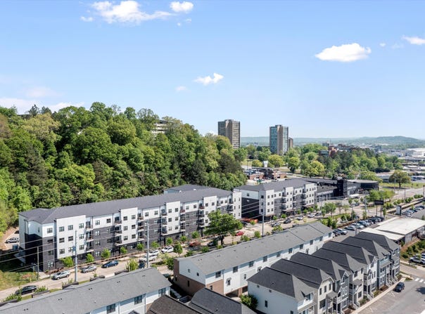 782 Riverfront Parkway, Chattanooga, TN 37402