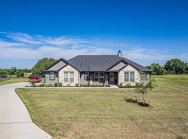 146 Chester Road, Springtown, TX 76082