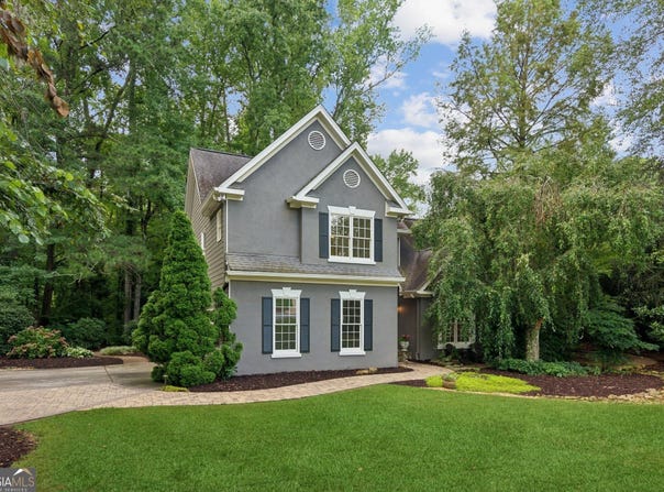 3525 Chartwell Boulevard, Suwanee, GA 30024