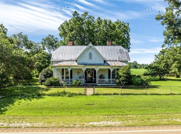 16000 US Highway 80 E, Tuskegee, AL 36804
