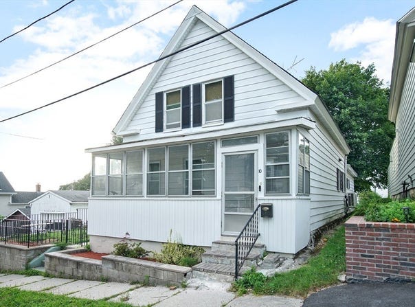 10 Sanborn St, Lowell, MA 01850