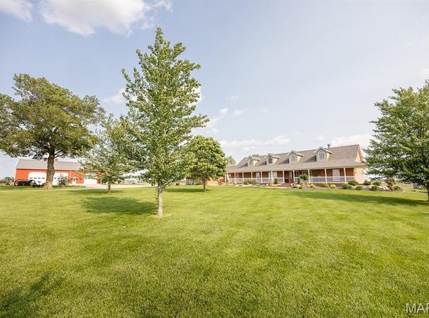 10642 Fuesser Road, Mascoutah, IL 62258