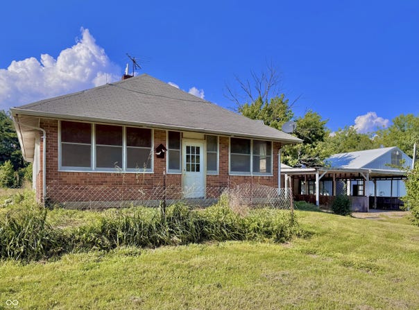 14435 Stantz Road, Coal City, IN 47427