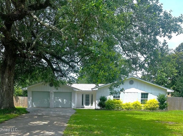 7 Villa Cove Drive, Gulfport, MS 39507