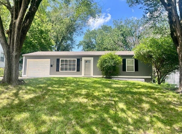 6418 E 150th Street, Grandview, MO 64030