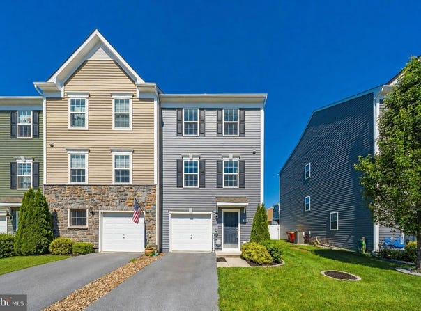 24 CECILY Way, RANSON, WV 25438