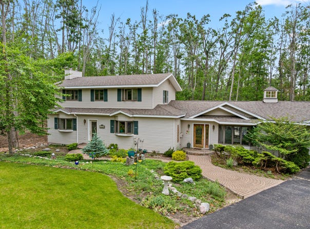 982 SHAGGY BARK COURT, GAYLORD, MI 49735