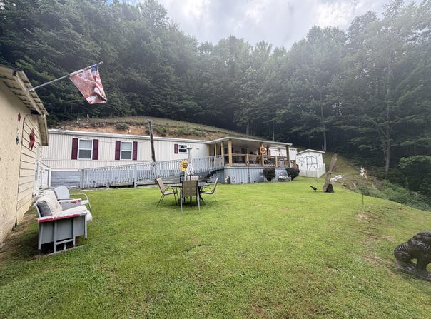 60 Beech Grove Lane, Harlan, KY 40831