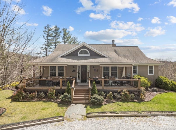 92 Branch Road, Spruce Pine, NC 28777