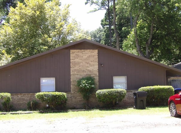 116-118 QUEENS CT, Longview, TX 75604