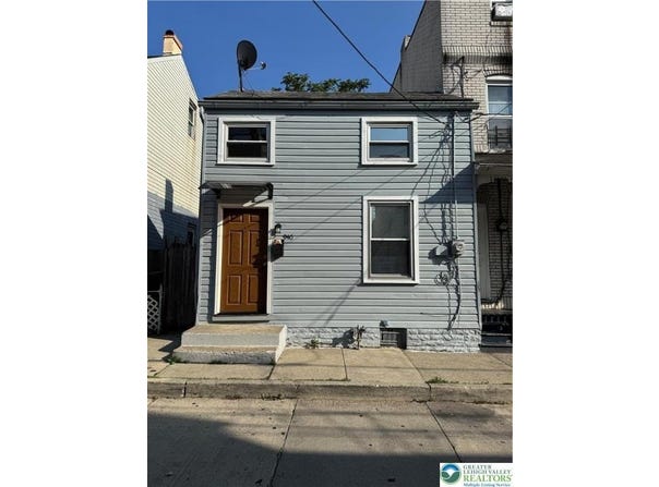 940 Oak Street, Allentown City, PA 18102