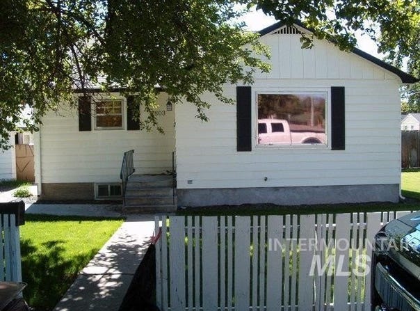 1803 S Arcadia St, Boise, ID 83705