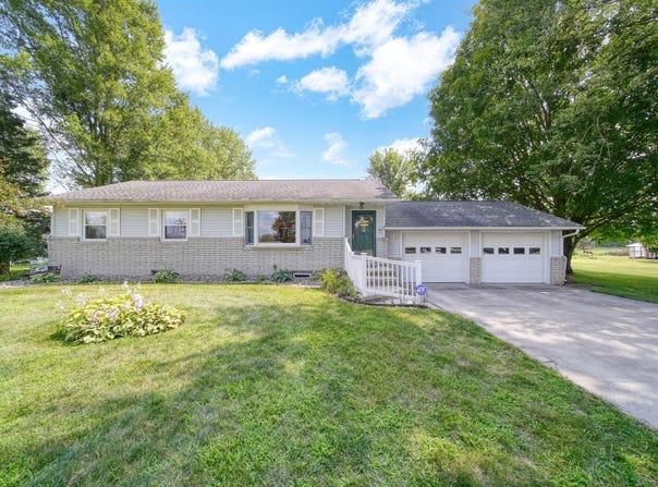 5503 E Carleton Road, Palmyra, MI 49268