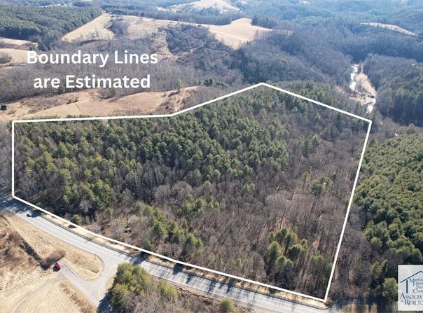 Danville Pike, Hillsville, VA 24343