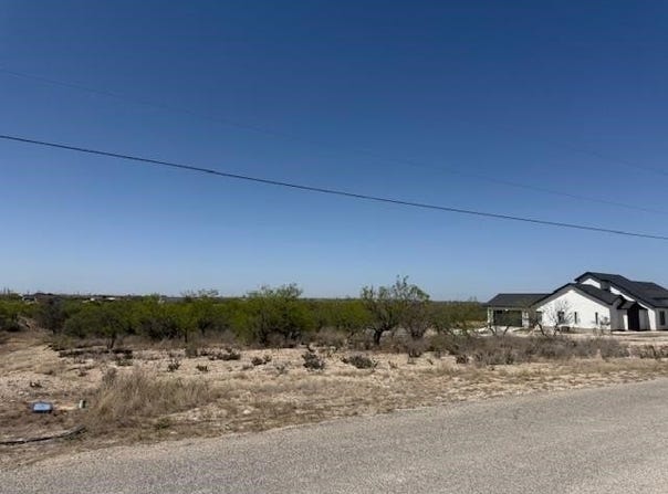 260 Buenos Aires, Del Rio, TX 78840