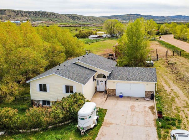 16 Paddock Circle, Bear River, WY 82930