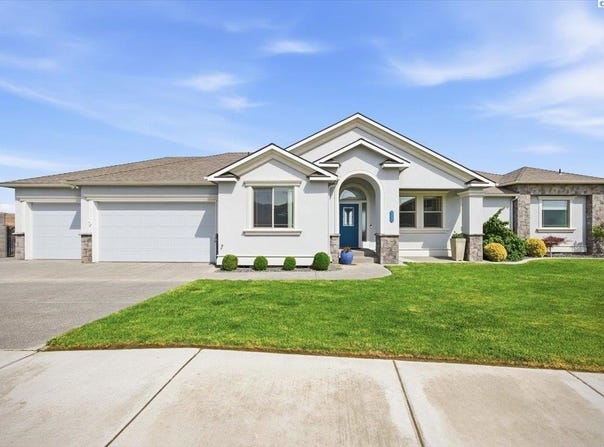 505 Thebes ST., West Richland, WA 99353
