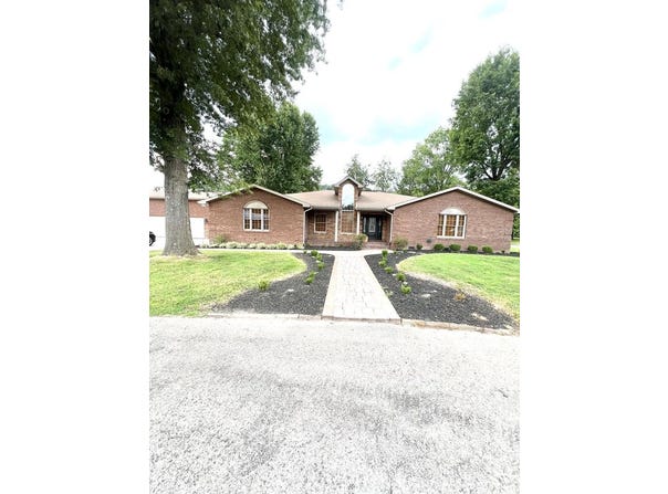94 Scott Addition, Pikeville, KY 41501