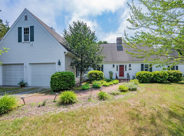 4323 Main Street, Barnstable, MA 02630