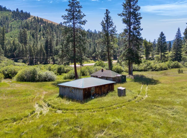 8131 Us Highway 93 S, Sula, MT 59871