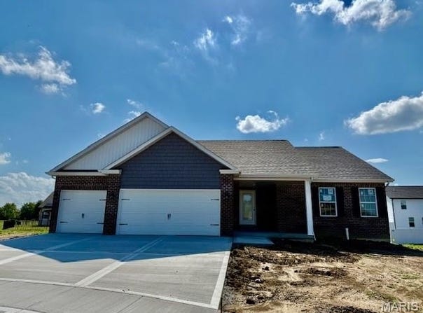 845 Mohave Court, Shiloh, IL 62221