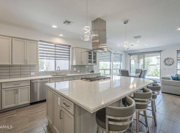 116 E SANTA LUCIA Lane, Queen Creek, AZ 85140