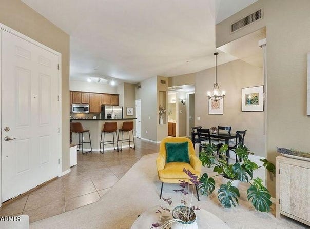 3330 S GILBERT Road, Chandler, AZ 85286