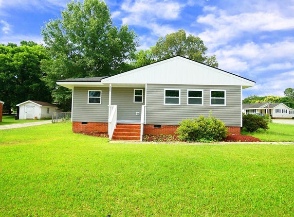 500 E Mcneill Street, Lillington, NC 27546