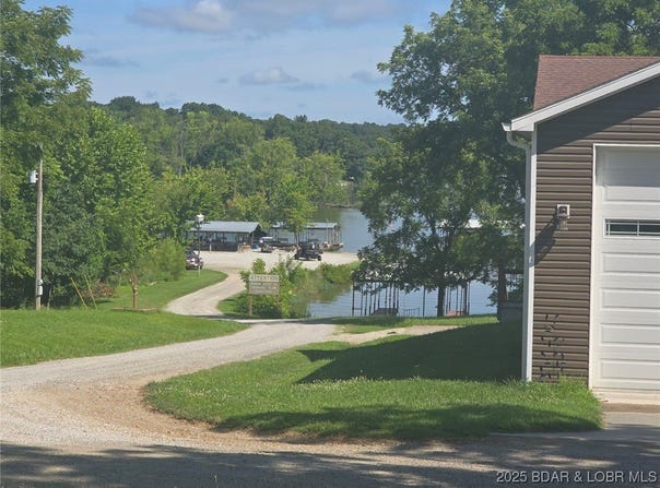 28595 Ochre Street, Warsaw, MO 65355