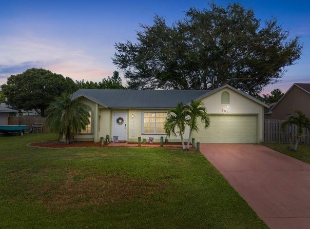 581 SW Dairy Road, Port Saint Lucie, FL 34953
