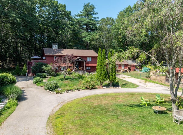 35 Gunnison Road, York, ME 03909