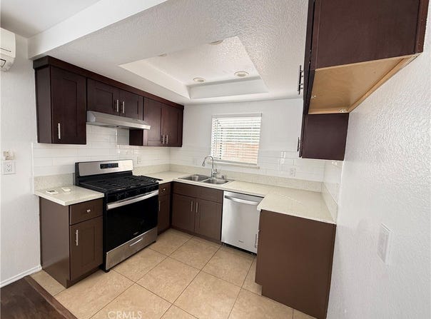 4228 W 129th, Hawthorne, CA 90250