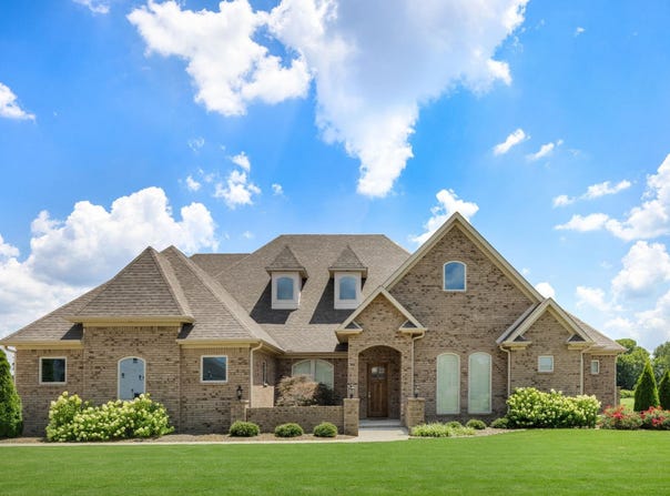 107 Barrington Ct, Muscle Shoals, AL 35661