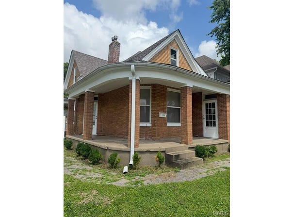 135 S Ellis Street, Cape Girardeau, MO 63703