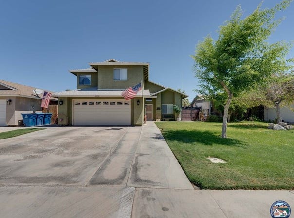 411 Silverado Trl, Imperial, CA 92251