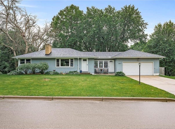 13411 Windyhill Road, Minnetonka, MN 55305