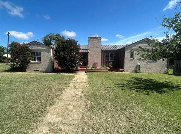 408 South Street, Throckmorton, TX 76483