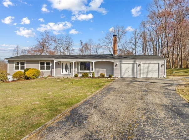 60 Oxen Hill Road, Trumbull, CT 06611