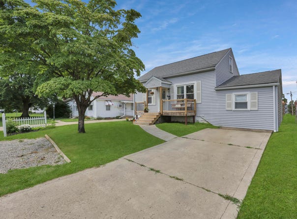 954 Woodlawn Avenue, Newark, OH 43055