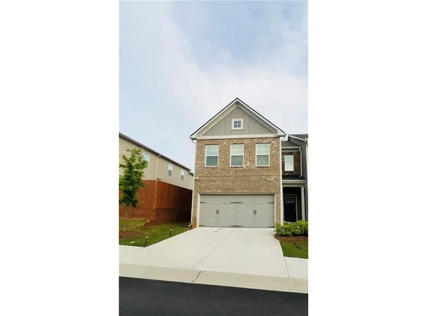 7682 Baron Road, Fairburn, GA 30213