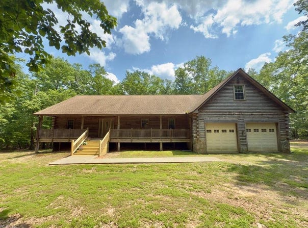 225 Coburn Lane, Appomattox, VA 24522
