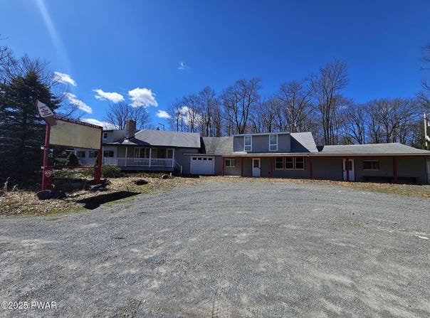1173 PA-390, Greentown, PA 18426