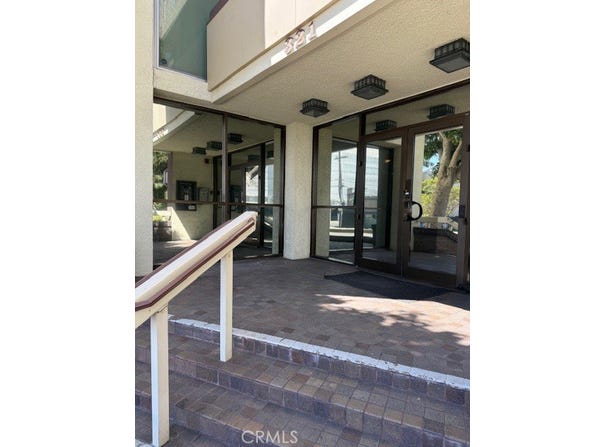 321 S San Vicente Boulevard S, Los Angeles, CA 90048