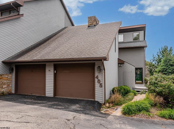 405 Lakeview Estates, Morgantown, WV 26508