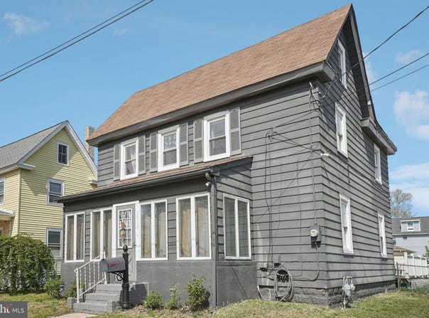 1013 N CHESTNUT Street, PAULSBORO, NJ 08066