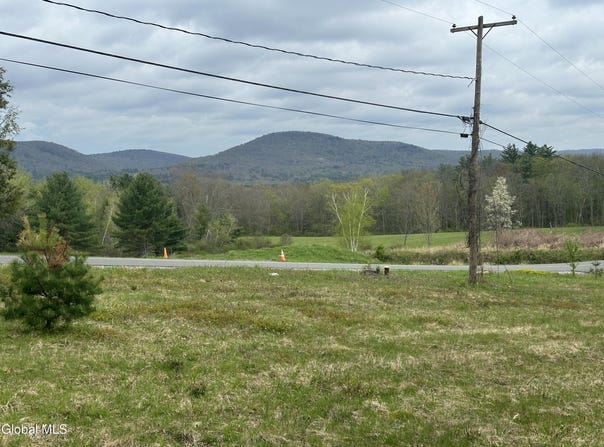 336 Presbyterian Hill Road, Stephentown, NY 12168