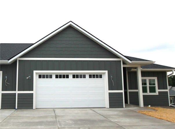 2893 Patrick John Drive, Eau Claire, WI 54703