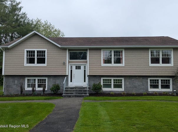 350 Elmendorf Drive, Hurley, NY 12443
